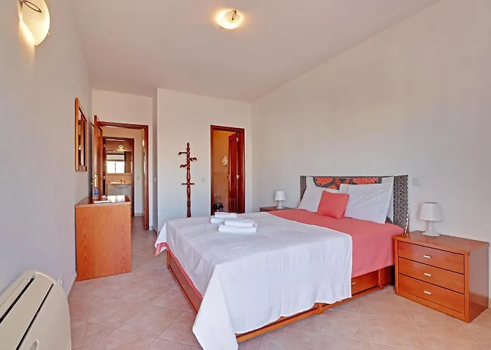 Appartamento Da Rocha 1 With Pool By Homing Portimão