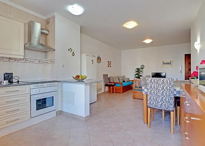 Appartamento Da Rocha 1 With Pool By Homing Portimão