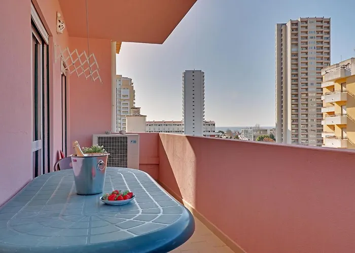 Da Rocha 1 With Pool By Homing Appartamento