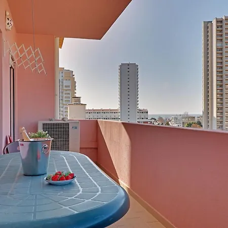 Da Rocha 1 With Pool By Homing Apartment