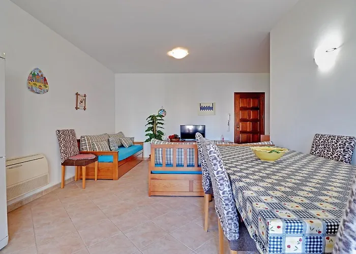 Da Rocha 1 With Pool By Homing Apartament